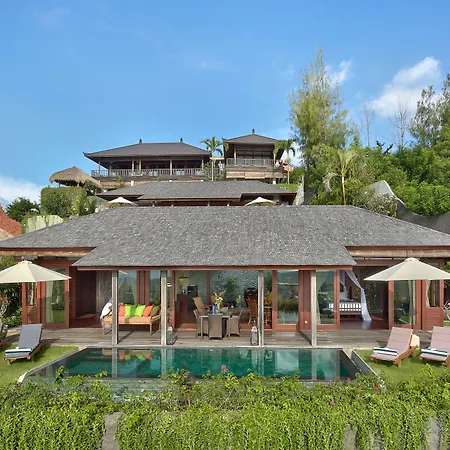 Hidden Hills Villas