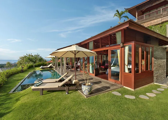 Hidden Hills 5*